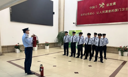 【消防安全无小事 时时处处需留心】三毛保安联合浦东机场海关开展消防演练